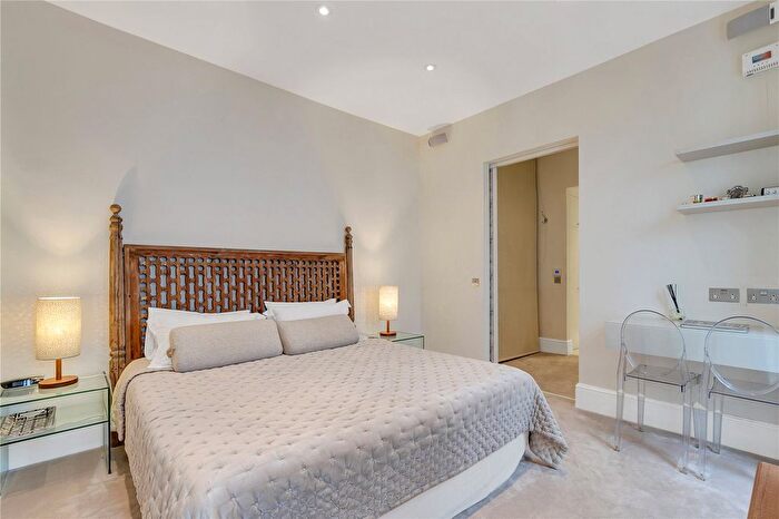 3 Bedroom Flat For Sale In Onslow Gardens, London, SW7