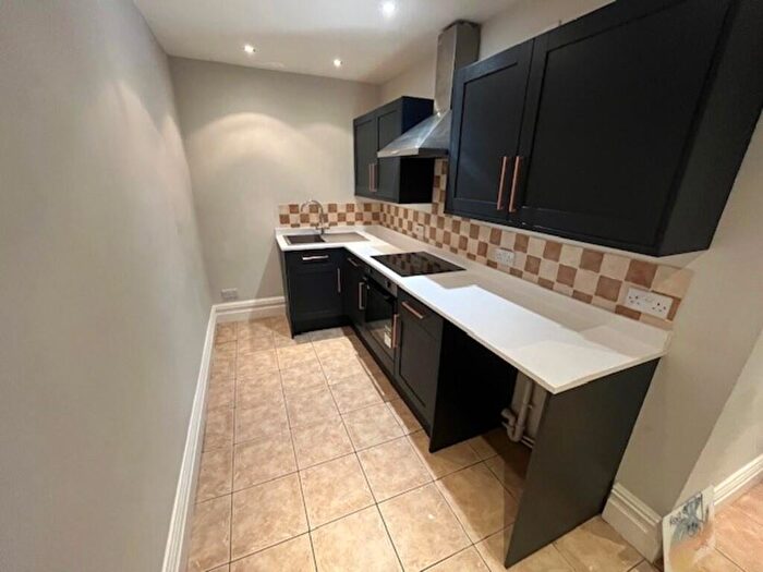 2 Bedroom Apartment To Rent In Victoria Parade, Ashton-on-ribble, Preston, PR2