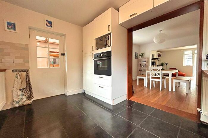 4 Bedroom Detached House For Sale In Broad Road, Sale, M33