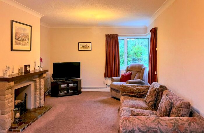 3 Bedroom Detached House For Sale In Pittywood Road, Wirksworth, Matlock, DE4