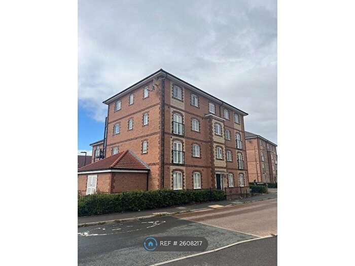 2 Bedroom Flat To Rent In Diamond Drive, Didcot, OX11