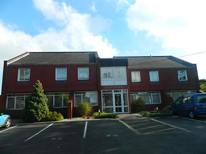 2 Bedroom Apartment To Rent In Flat Heathwood, ST7