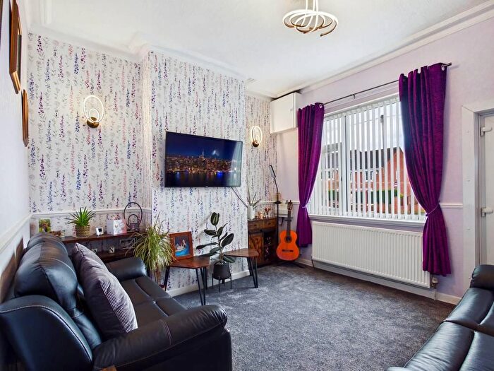 3 Bedroom Terraced House For Sale In Featherstone Lane, Featherstone, Pontefract, WF7