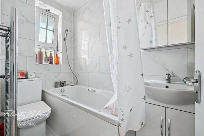 4 Bedroom Flat For Sale In Sage Street, London, E1