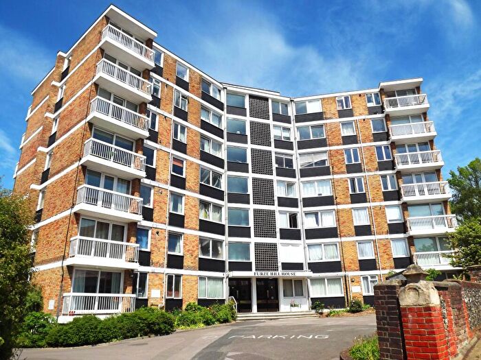 2 Bedroom Apartment To Rent In Furze Hill House, Brighton, BN3