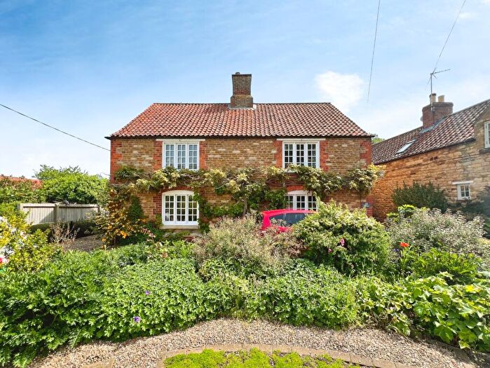 4 Bedroom Detached House For Sale In Park Lane, Denton, NG32