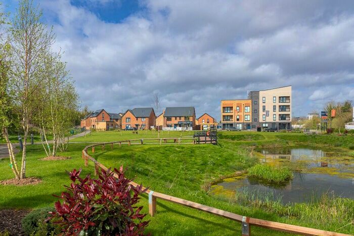 1 Bedroom Apartment For Sale In Whiting Avenue, Greenhithe, Kent, ., DA9