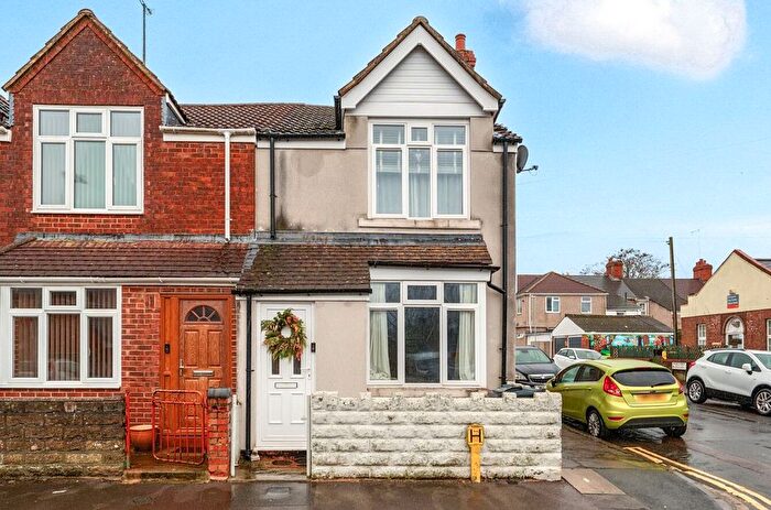 2 Bedroom Terraced House For Sale In Drew Street, Rodbourne, Swindon, SN2