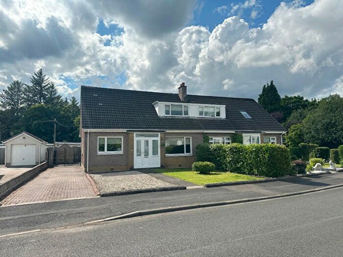 3 Bedroom Semi-Detached House To Rent In Powburn Crescent, Glasgow, G71