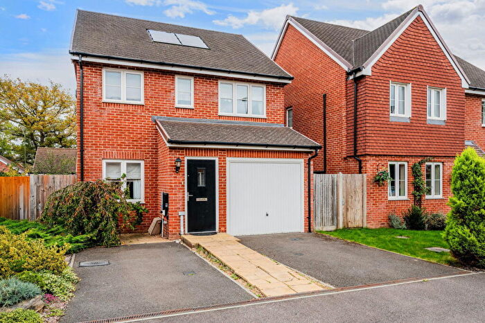 3 Bedroom Detached House For Sale In Killick Road, Westvale Park, RH6