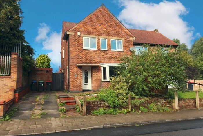 3 Bedroom Semi-Detached House To Rent In Seymour Road, Hucknall, Nottingham, NG15