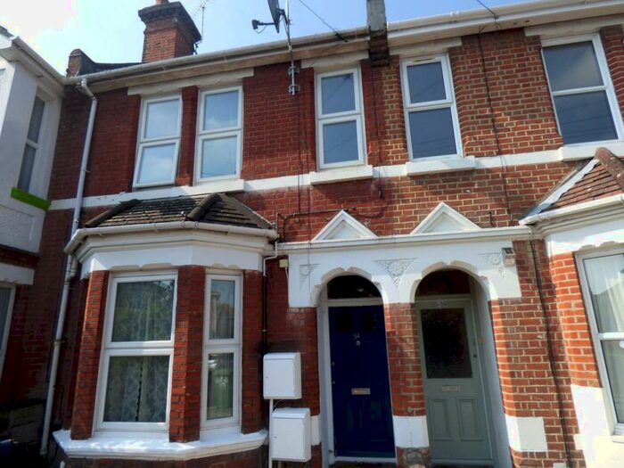 2 Bedroom Flat To Rent In Stafford Road, Southampton, SO15