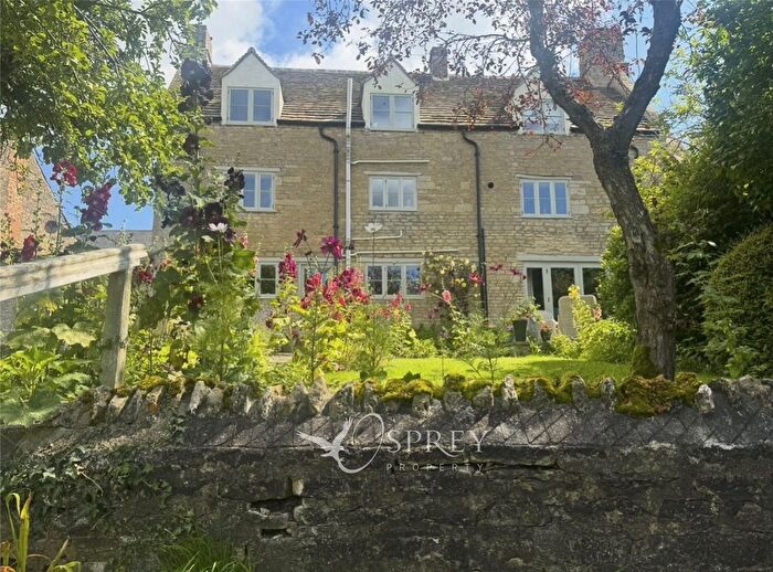 4 Bedroom Detached House For Sale In High Street, Brigstock, Northamptonshire, NN14