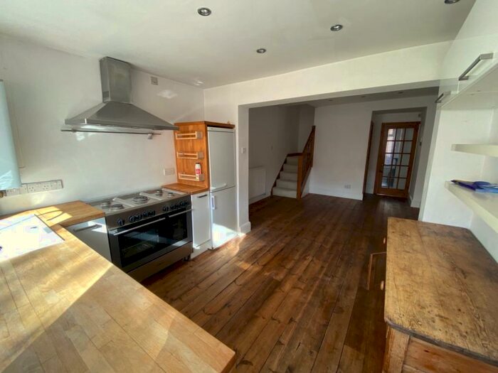 2 Bedroom Terraced House To Rent In Westminster Road, Chester, CH2