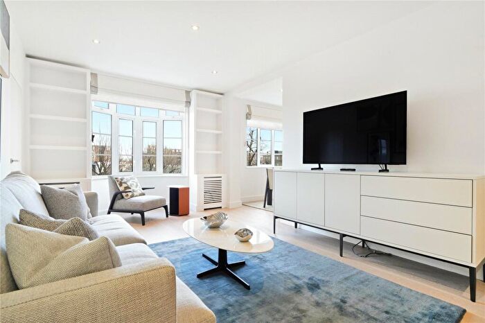 2 Bedroom Flat To Rent In Grove End Road, St Johns Wood, London, NW8