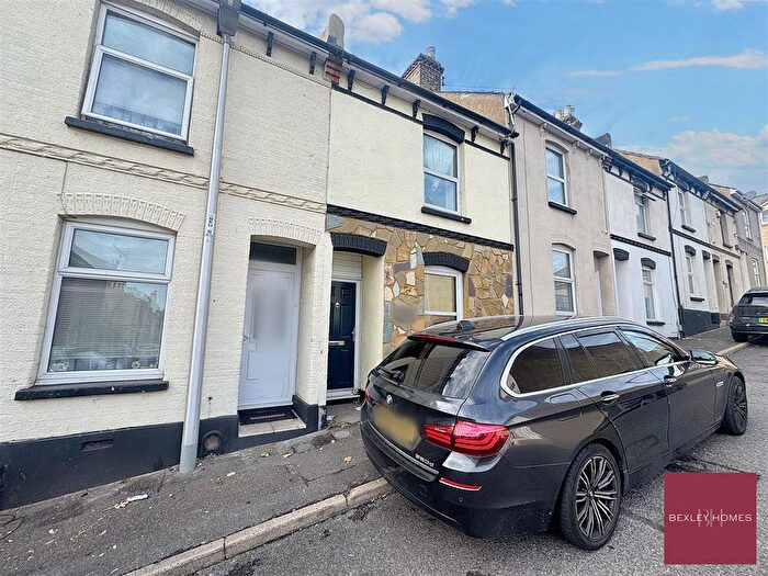 3 Bedroom Terraced House To Rent In Sydney Road, Chatham, ME4