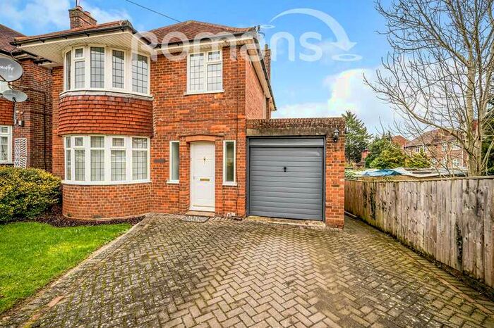 3 Bedroom Detached House To Rent In Colville Road, High Wycombe, HP11