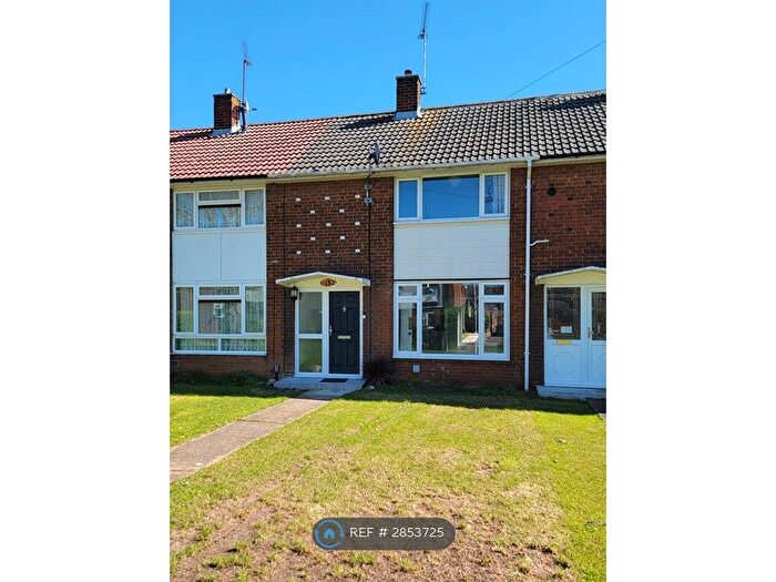 2 Bedroom Terraced House To Rent In Clopton Green, Basildon, SS14