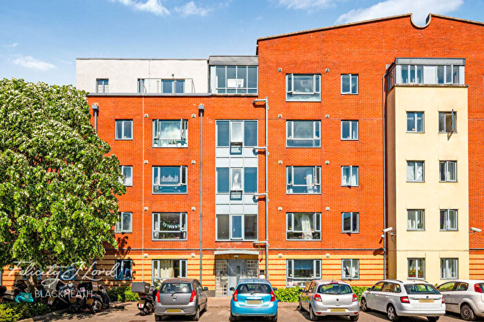 6 Bedroom Apartment For Sale In Master Gunner Place, Woolwich, SE18
