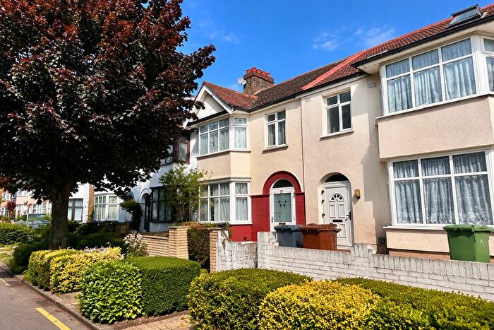 3 Bedroom Property To Rent In Sherwood Gardens, Barking, IG11