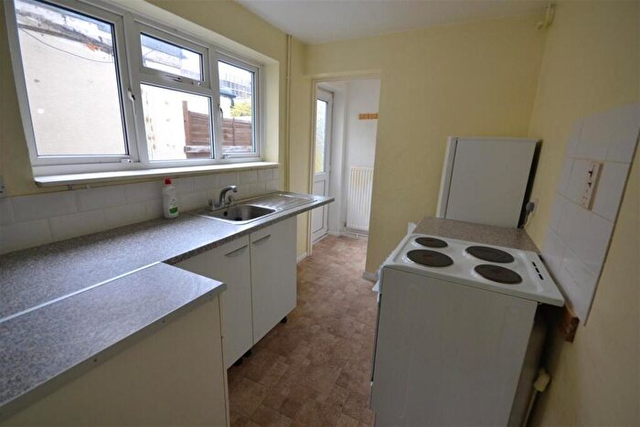 3 Bedroom House To Rent In Charles Street, Reading, RG1