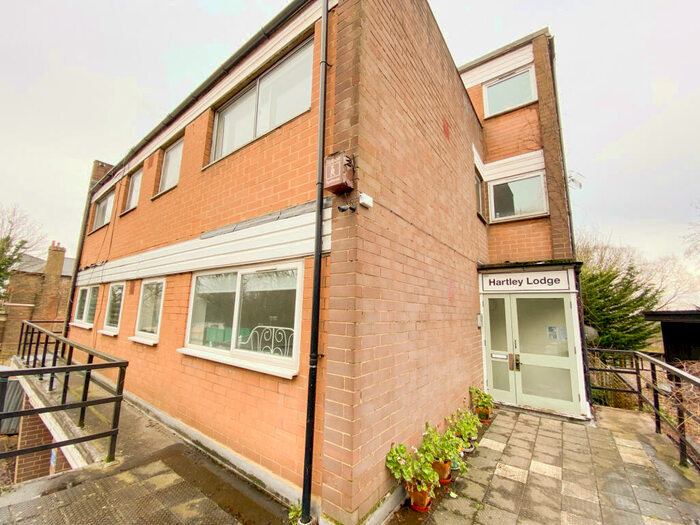 1 Bedroom Flat To Rent In Honor Oak Park, Honor Oak, SE23