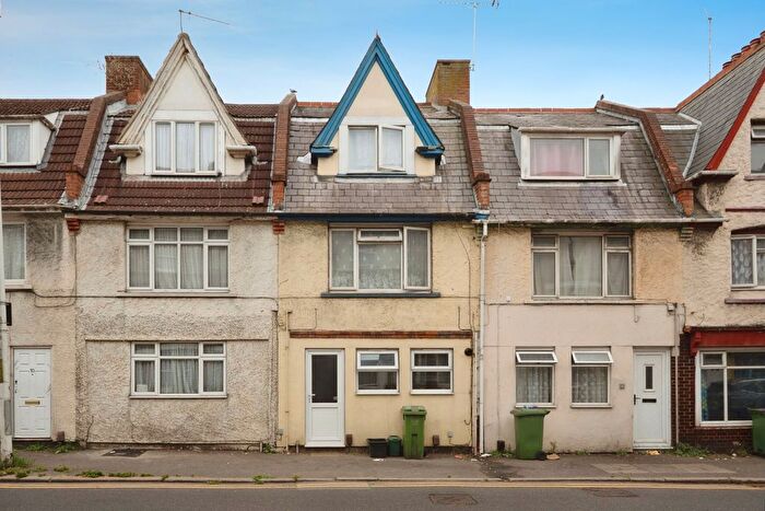 3 Bedroom Terraced House For Sale In Black Bull Road, Folkestone, Kent, CT19