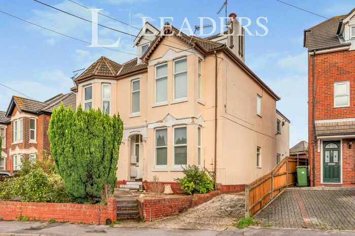 1 Bedroom Apartment To Rent In St. Catherines Road, Bitterne Park, Southampton, SO18