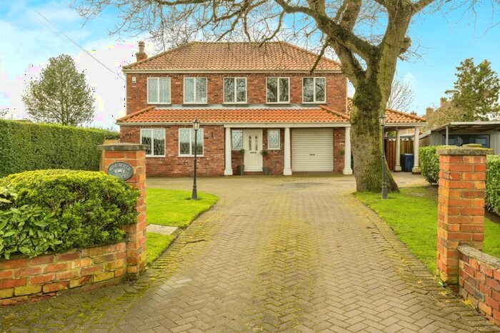 5 Bedroom Detached House For Sale In High Street, Austerfield, Doncaster, DN10