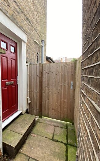 1 Bedroom Maisonette To Rent In Moulsham Street, CM2