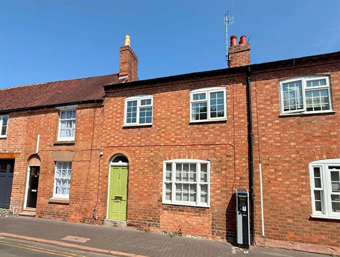 3 Bedroom Town House For Sale In Ely Street, Stratford Upon Avon, CV37