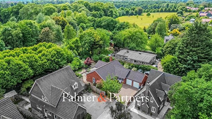 3 Bedroom Bungalow For Sale In Carlton Road, Kelsale, Saxmundham, Suffolk, IP17