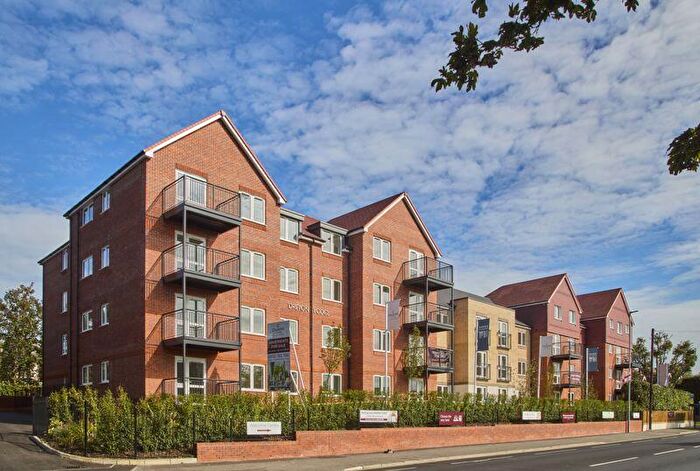 1 Bedroom Flat For Sale In Dreton Lodge, Havant Road, Drayton, PO6