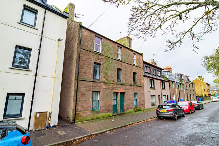 2 Bedroom Flat For Sale In Gibson Place, Montrose, DD10