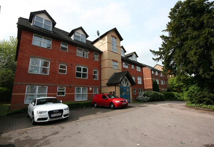 2 Bedroom Flat To Rent In Muirfield Close, Reading, RG1