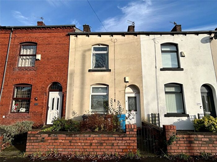 2 Bedroom Terraced House For Sale In Foxdenton Lane, Chadderton, Oldham, Greater Manchester, OL9