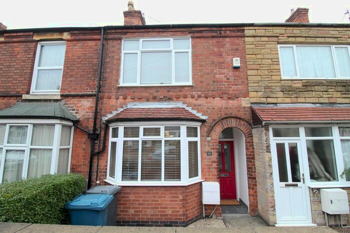 3 Bedroom Terraced House To Rent In Byron Road, West Bridgford, Nottingham, NG2