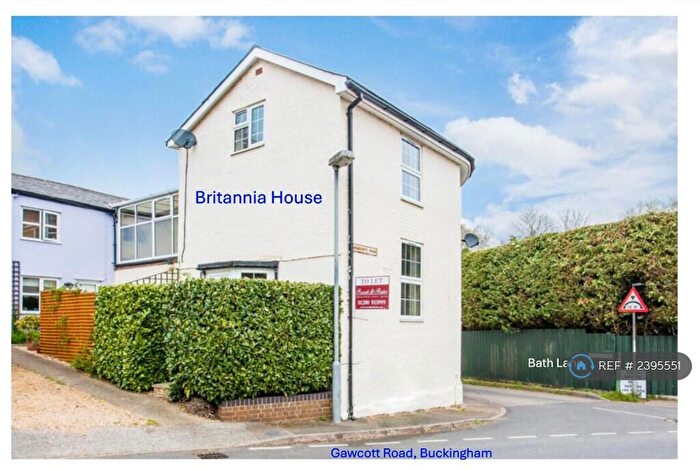 2 Bedroom Flat To Rent In Gawcott Road, Buckingham, MK18