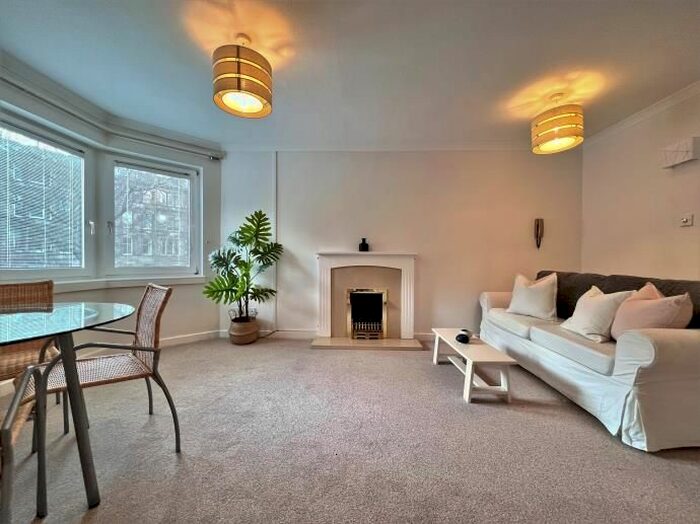 1 Bedroom Flat To Rent In Eyre Place, Edinburgh, EH3