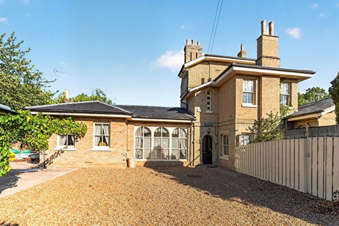 5 Bedroom Detached House For Sale In The Mallards, Peakirk, Peterborough, PE6