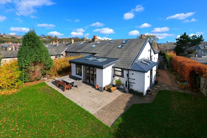 5 Bedroom Bungalow For Sale In Baildon Road, Baildon, Shipley, West Yorkshire, BD17