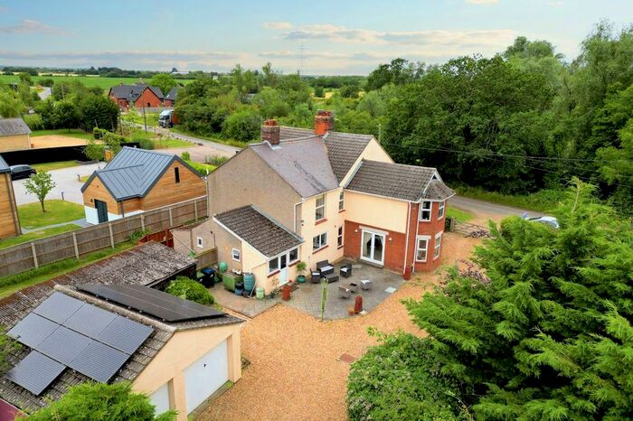 3 Bedroom Semi-Detached House For Sale In Barcham Road, Soham, CB7