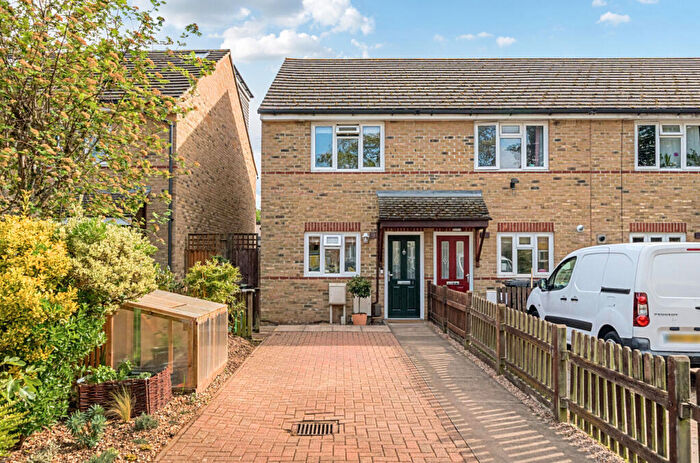 2 Bedroom End Of Terrace House For Sale In Hansom Terrace, Freelands Grove, Bromley, BR1