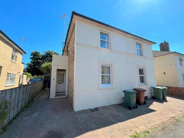 2 Bedroom Semi-Detached House To Rent In Charles Street, Southborough, Tunbridge Wells, TN4