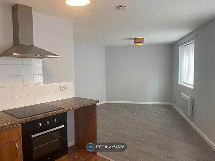 Studio To Rent In Woodfield Road, Ellesmere Port, CH65