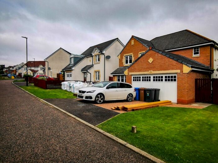 4 Bedroom Detached House To Rent In Gauldie Crescent, Craigowl View, Dundee, DD3