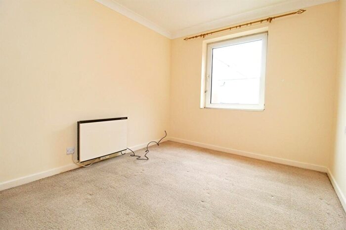 1 Bedroom Retirement Property To Rent In Homeport House, - Hoghton Street, Southport, PR9