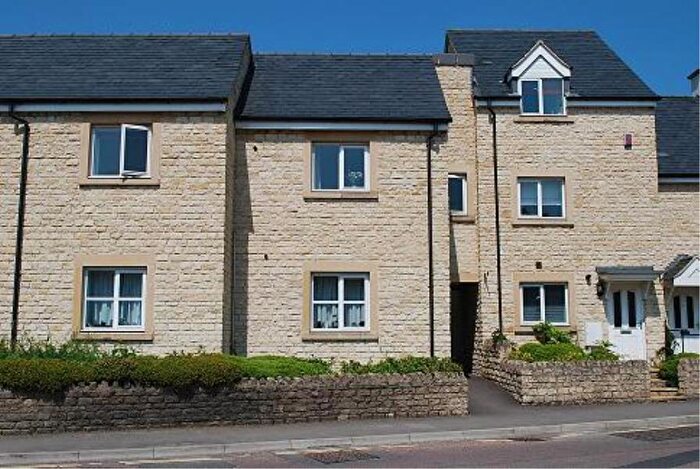 1 Bedroom Flat To Rent In Malmesbury, SN16