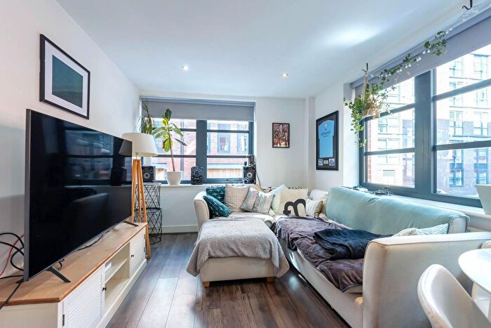 1 Bedroom Flat To Rent In Kettleworks, Pope Street, Birmingham, B1