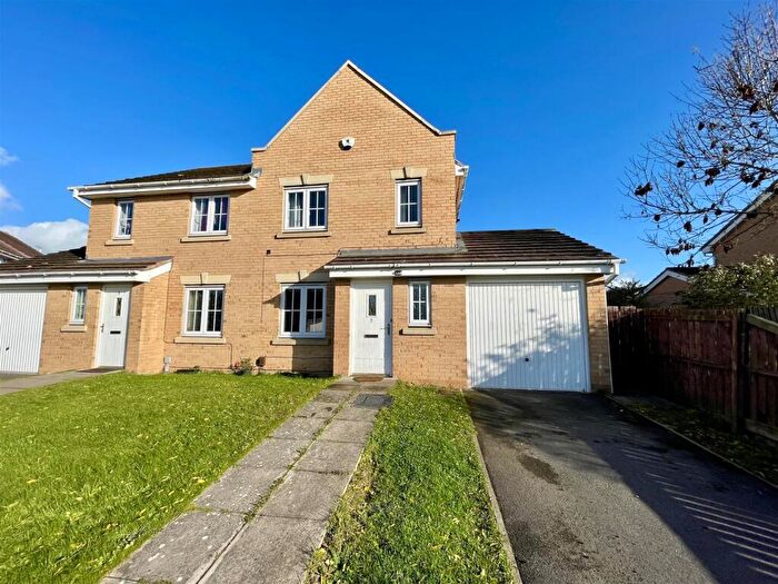 3 Bedroom Semi Detached House For Sale In Forest Moor Road, Darlington, DL1